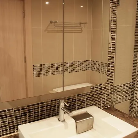 The Nova Ocean View Apartment *