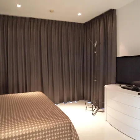 The Sanctuary Wongamat Condominium C * Pattaya
