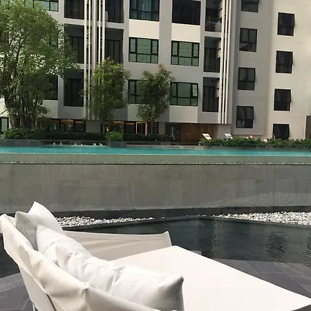 Hug Living Apartment Pattaya