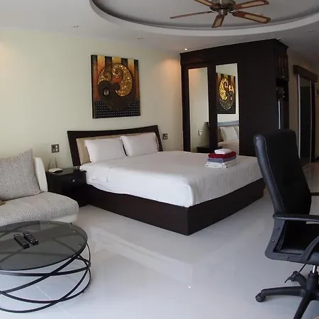 อพาร์ทเม้น View Talay 6 By Cando