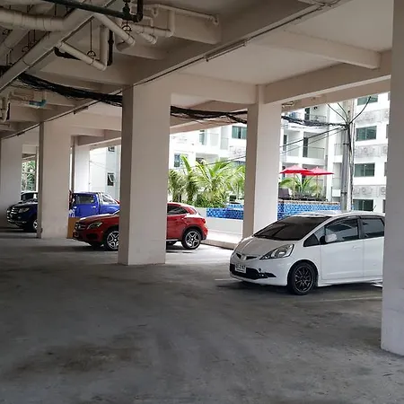 Apartment Thepthip Ocean View Pattaya
