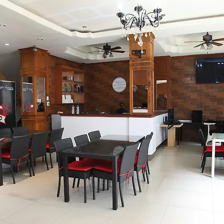Arya Hotel
