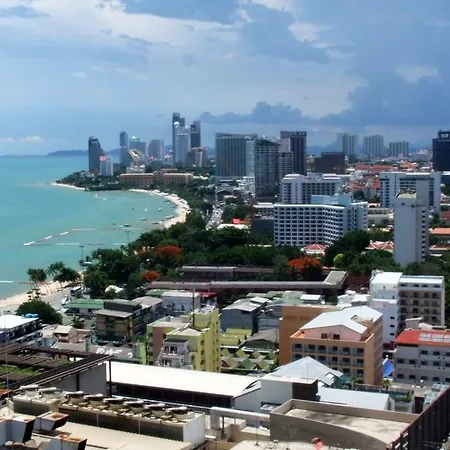 อพาร์ทเม้น View Talay 6 By Cando *