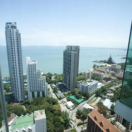Wong Amat Tower Pattaya