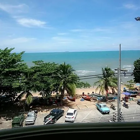 Beachspot Jomtien Guest house