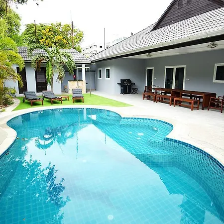 Hideaway Pool * Pattaya