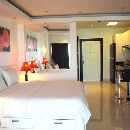 Apartment View Talay 6 By Pat 42