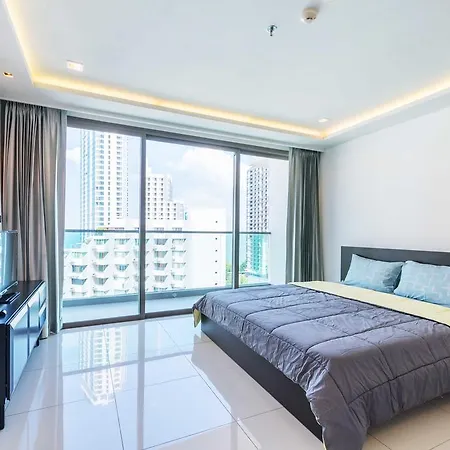 Wongamat By Favstay Apartment *