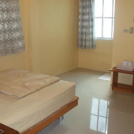 Aura House บ้านพัก