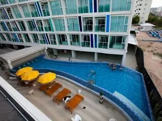 โรงแรม R-con Blue Ocean Pattaya
