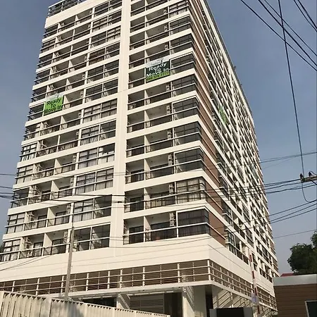 Tree Top Apartment Pattaya