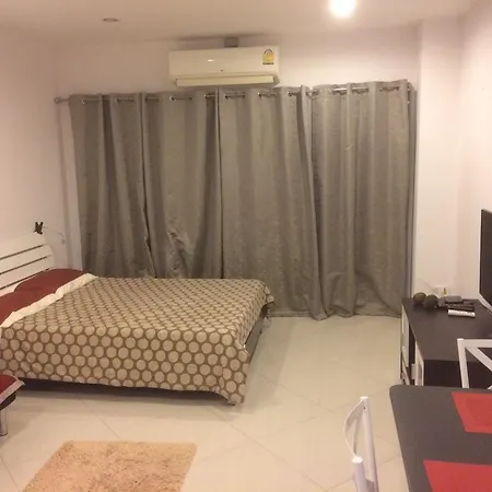 Apartment Studio In Diamond