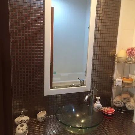 Studio In Diamond Apartment *