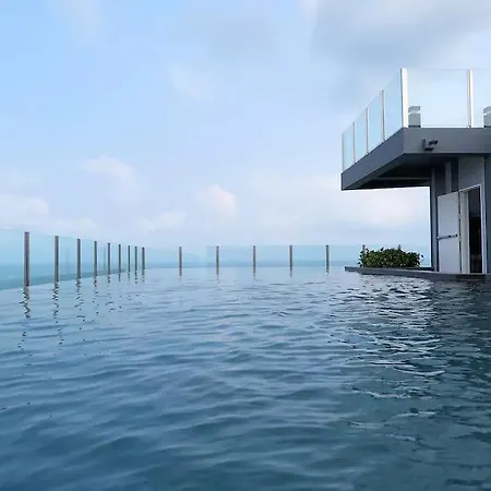 Main Base Apartment Pattaya