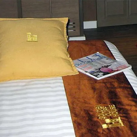 Golden Cliff House