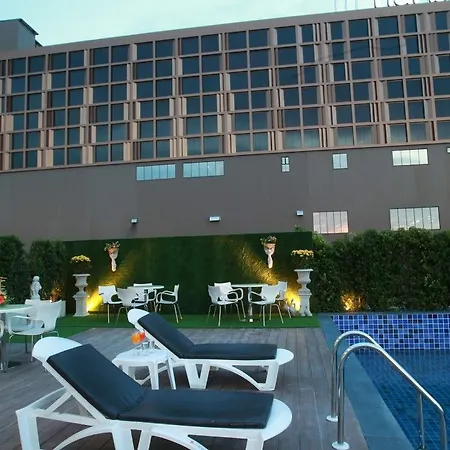 โรงแรม Levana - Sha Extra Pattaya