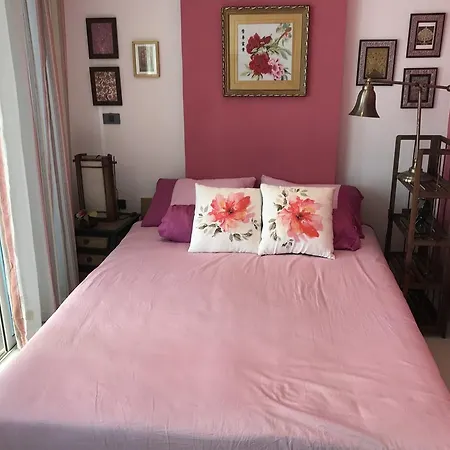 Serenity Luxury By Charlie Apartment