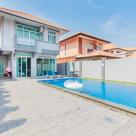 Momo Cosy 3 Bedroom Near Walking Street Villa