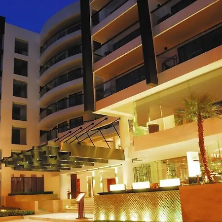 Woodlands Hotel Pattaya