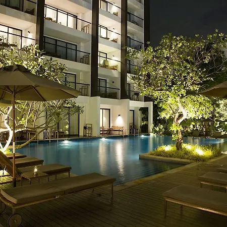 Hotel Woodlands 4*