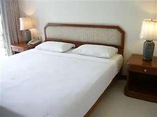The Monaco Aparthotel 2*