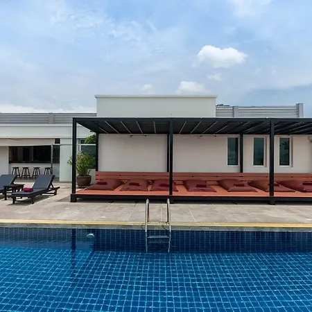 ซีมีสปริงโฺฮเทล โรงแรม 3*