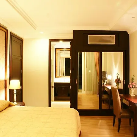 โรงแรม แอลเค เลเจนท์ 4*
