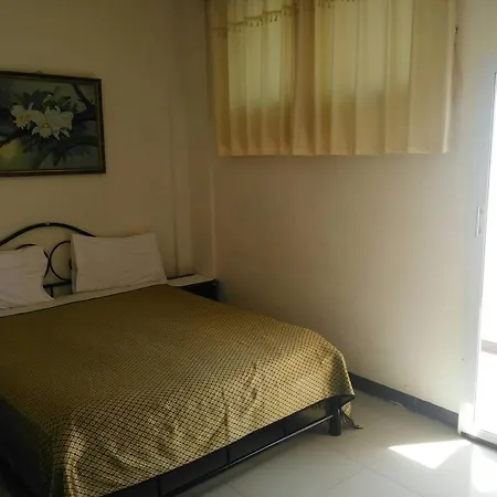 Siamhouse Guest house