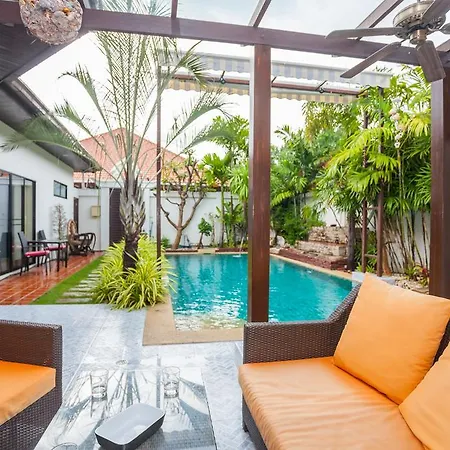 Dasiri Private Beach Pool 67