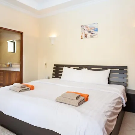 Dasiri Private Beach Pool 40 *