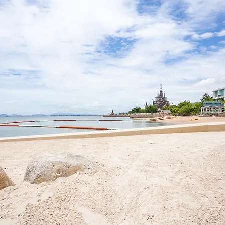 Dasiri Sansiri Baan Plai Haad Premium Pattaya