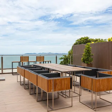 Apartment Dasiri Sansiri Baan Plai Haad Premium