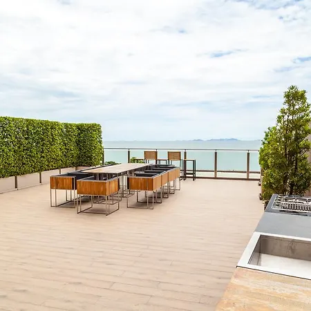 Dasiri Sansiri Baan Plai Haad Premium Pattaya