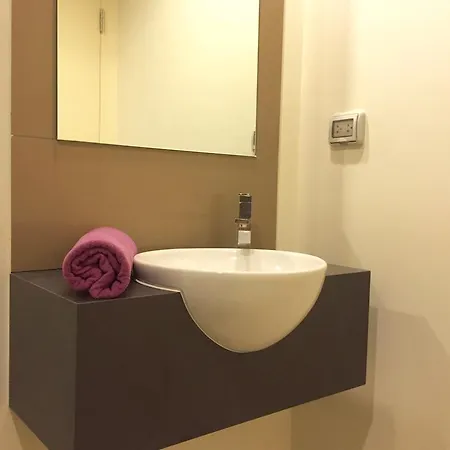 Apartment Dasiri Unixx Downtown 12 *