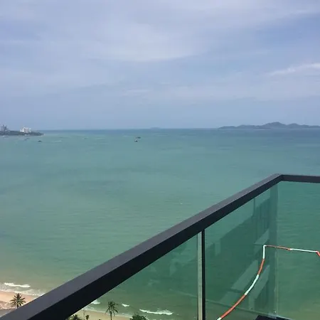 Wong Amat Tower By Youholiday Apartment Pattaya