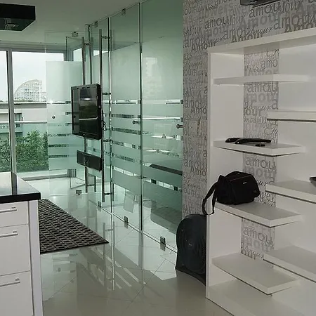 Apartment Laguna 2 Bedroom Modern