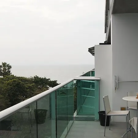 Apartment Laguna 2 Bedroom Modern *
