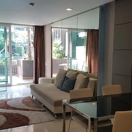 Apartment Elegant 1 Bedroom Apus By Tiprent