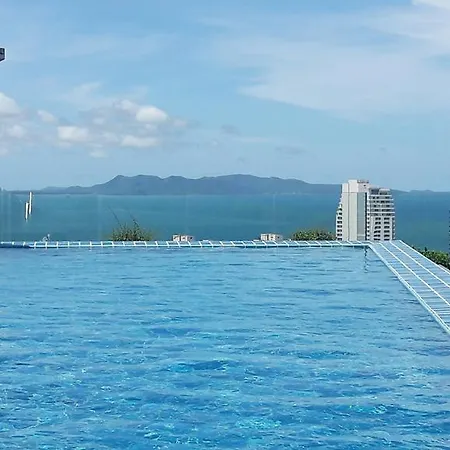 Apartment Luxury Seaview The Peak Towers 200m To
