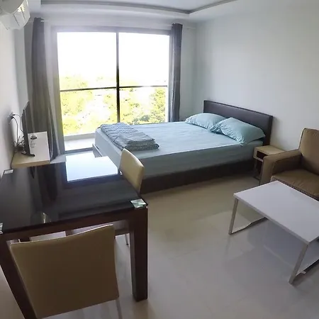 Studio Club Royal Wangamat By Marina