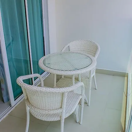 Apartment The View Cosy Beach Condominium