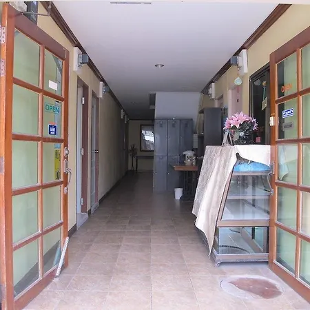 บ้านพัก Aura House Pattaya