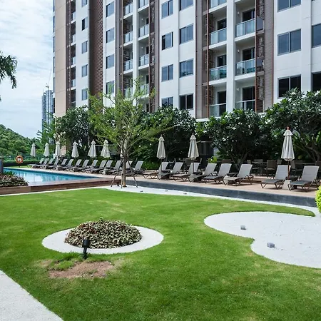 Apartment Dasiri Unixx Downtown 8 Pattaya
