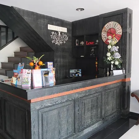 โรงแรม โสตา เรสซิเด้นซ์ 2*