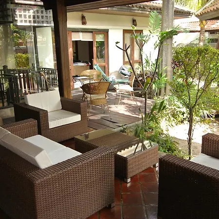 Dagmara Villa *