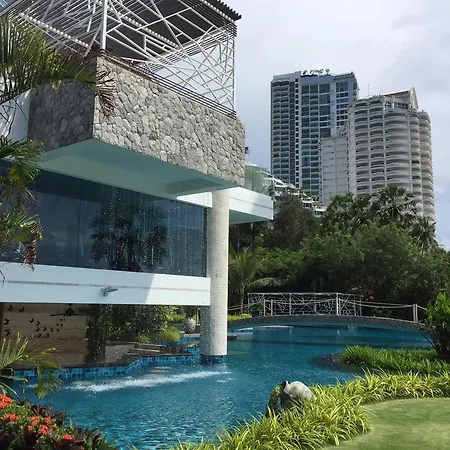 Cozy Beachfront Pattaya