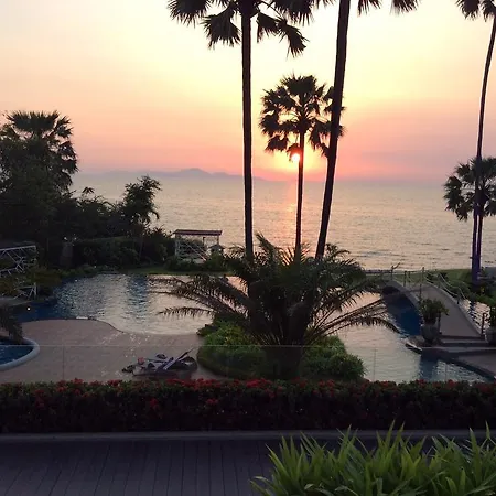 Apartment Cozy Beachfront Pattaya