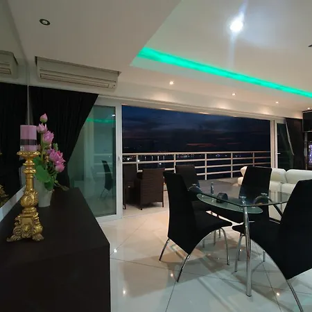 Top Floor Beachfront Dream Pattaya