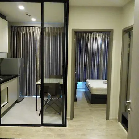 The Base Sea View *
