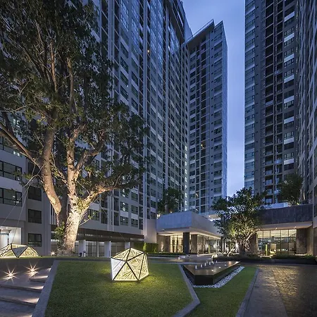 The Base Sea View Apartment